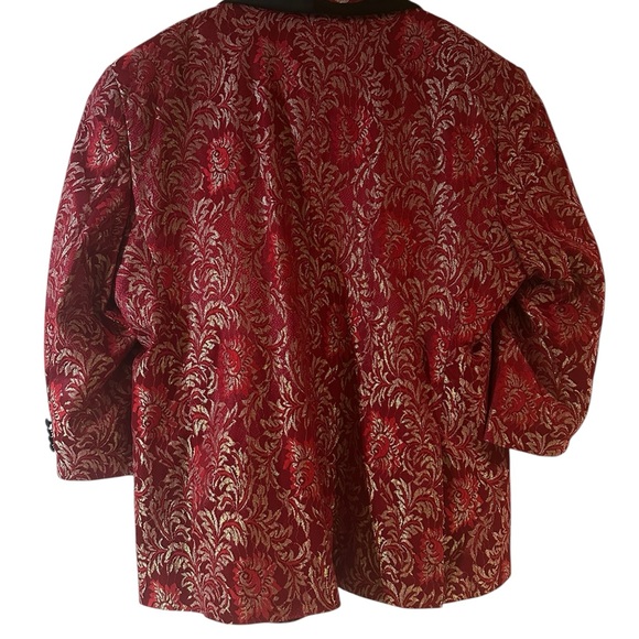 Statements Italy “Confidence Collection “ Red & Gold Brocade Tuxedo Jacket 56L - Picture 2 of 13